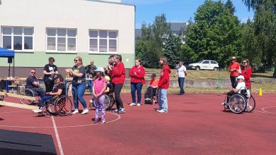WOLONTARIUSZE Z I LO NA IV ZAWODACH DZIECI I MŁODZIEŻY NA WÓZKACH INWALIDZKICH 